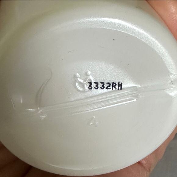 NEW! SHISEIDO Complete Cleansing Microfoam Cleanse + Remove For All Skin Types - Picture 11 of 13